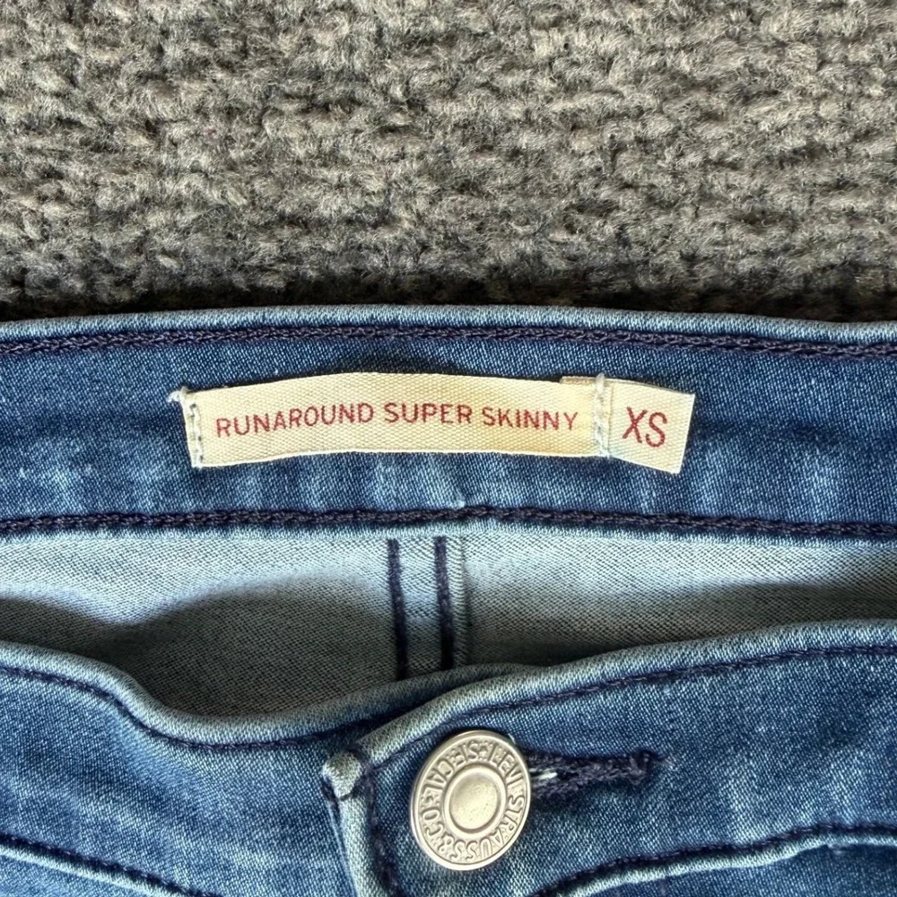 Levis Runaround Super Skinny Jeans Womens XS High Rise Medium Wash Blue Denim - Picture 3 of 12